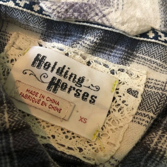 ANTHROPOLOGIE | Holding Horses Willow Ridge Flannel Button Up Shirt | XS - Picture 3 of 5